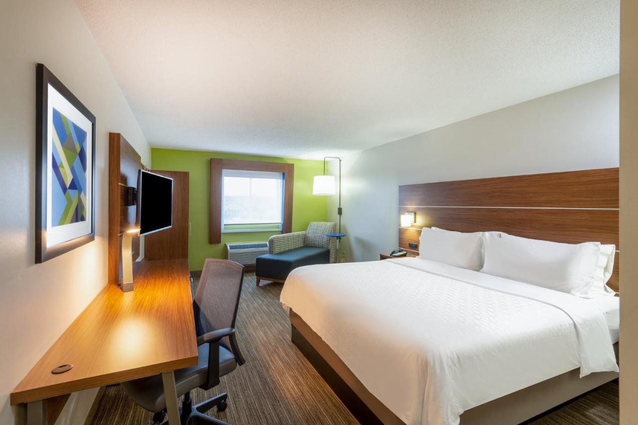 Holiday Inn Express Vermilion By Ihg Экстерьер фото