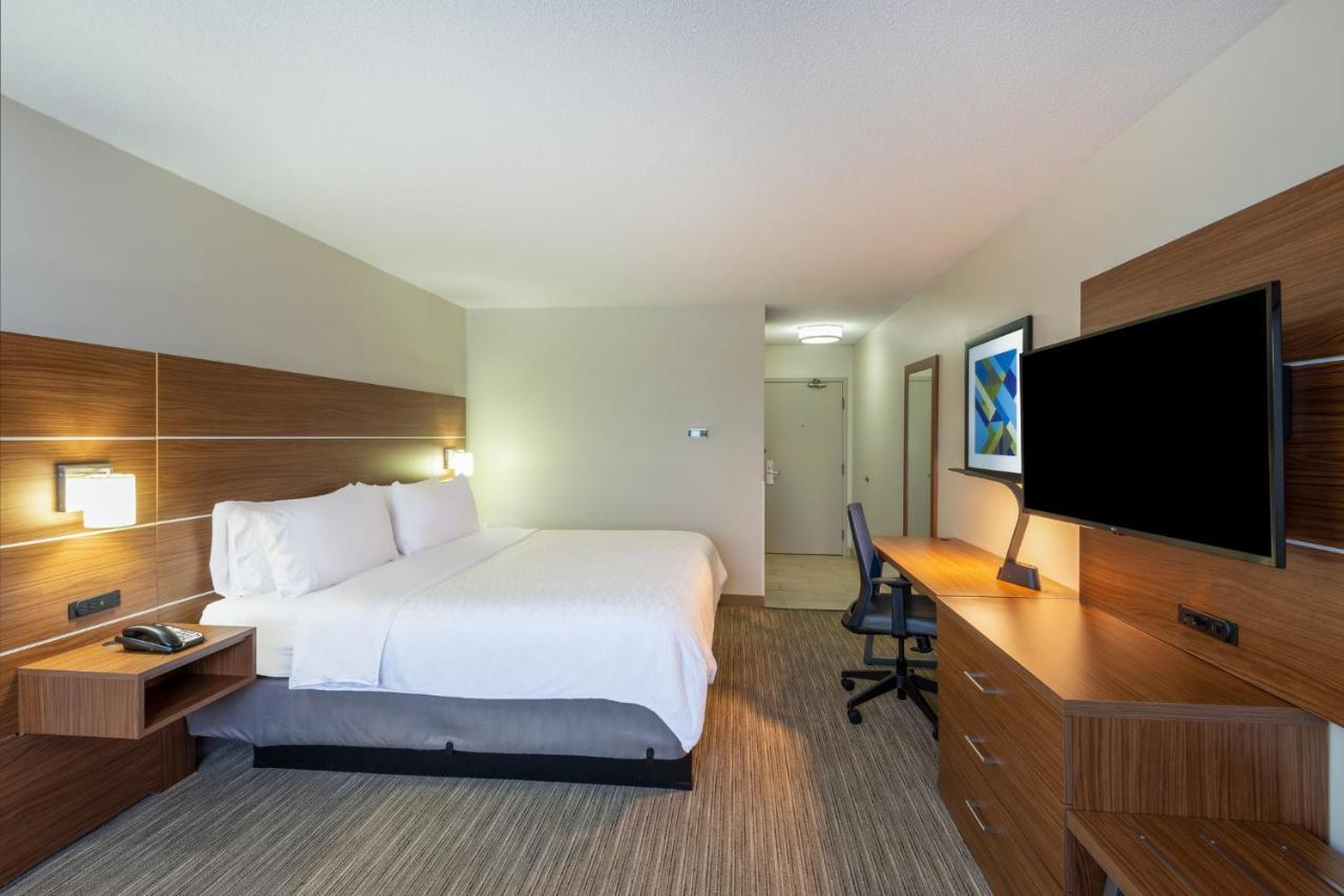 Holiday Inn Express Vermilion By Ihg Экстерьер фото